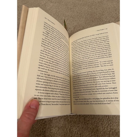 Book: Fierce Ambition, The Life and Legend of War Corres. Maggie Higgins - Picture 4 of 4